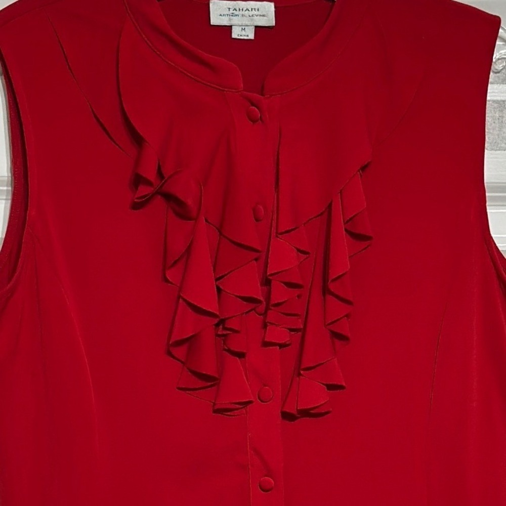 Tahari Blouse Womens Red Sleeveless Ruffle Front Button Up Dark Academia M NWT - Picture 3 of 5